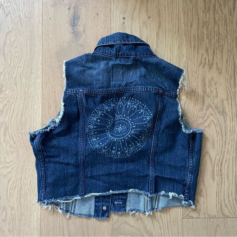 Levi’s vest - Picture 2 of 12